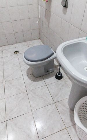Casa à venda com 300m², 3 quartos e 3 vagas Casa à venda com 300m², 3 quartos e 3 vagasBanheiro Casa 3