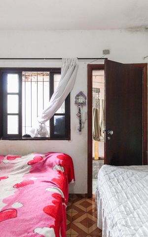 Casa à venda com 300m², 3 quartos e 3 vagas Casa à venda com 300m², 3 quartos e 3 vagasSala Casa 3