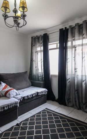 Casa à venda com 300m², 4 quartos e 3 vagasSala Casa 2