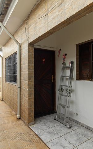 Casa à venda com 300m², 4 quartos e 3 vagasÁrea externa