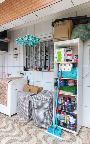 Casa à venda com 300m², 4 quartos e 3 vagasÁrea de Serviço Casa 2