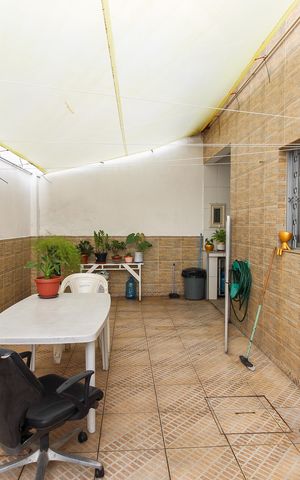 Casa à venda com 300m², 4 quartos e 3 vagasÁrea externa