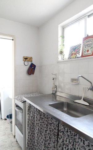 Apartamento à venda com 52m², 2 quartos e 1 vagaCozinha