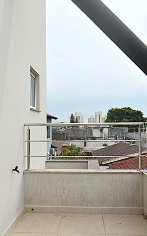Casa à venda com 220m², 3 quartos e 2 vagasSuíte 1 Sacada