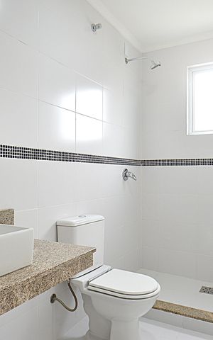 Casa à venda com 220m², 3 quartos e 2 vagasBanheiro Suíte 1