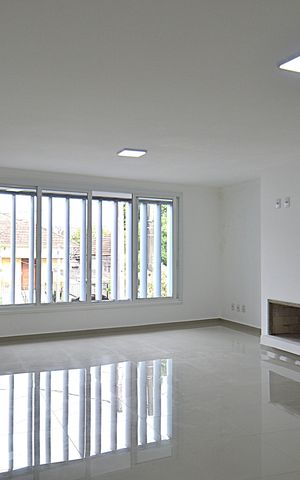 Casa à venda com 220m², 3 quartos e 2 vagasSala de Estar