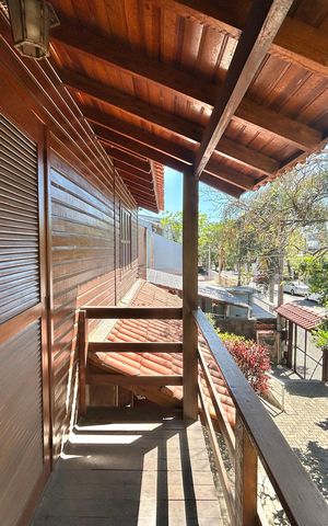 Casa para alugar com 210m², 7 quartos e 2 vagasSacada