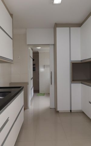 Apartamento à venda com 124m², 3 quartos e 3 vagasCozinha
