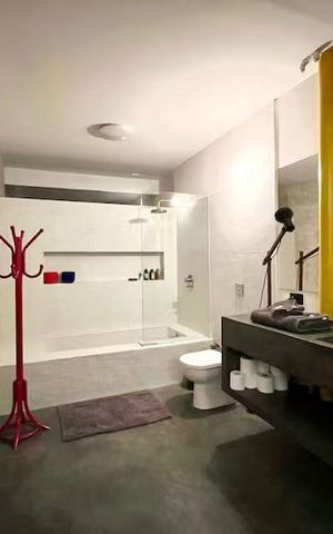 Apartamento para alugar com 110m², 1 quarto e 1 vaga Apartamento para alugar com 110m², 1 quarto e 1 vagaBanheiro