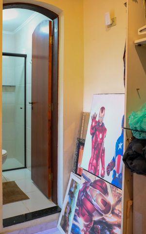 Casa à venda com 125m², 2 quartos e 2 vagasQuarto de Serviço