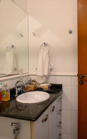 Casa à venda com 125m², 2 quartos e 2 vagasBanheiro Quarto 2 - Suite