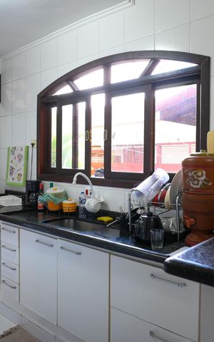 Casa à venda com 125m², 2 quartos e 2 vagasCozinha