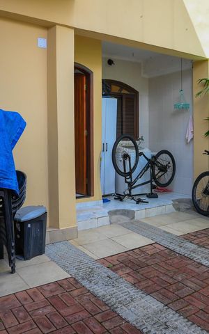 Casa à venda com 125m², 2 quartos e 2 vagasGaragem