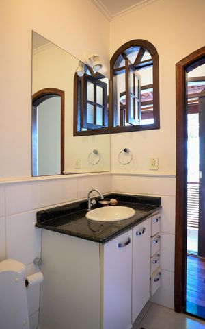 Casa à venda com 125m², 2 quartos e 2 vagasBanheiro - Social