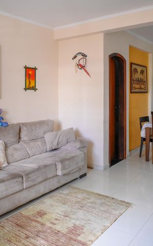 Casa à venda com 125m², 2 quartos e 2 vagasSala