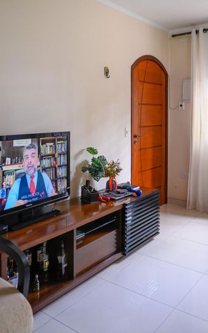 Casa à venda com 125m², 2 quartos e 2 vagasSala