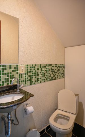 Casa à venda com 125m², 2 quartos e 2 vagasLavabo