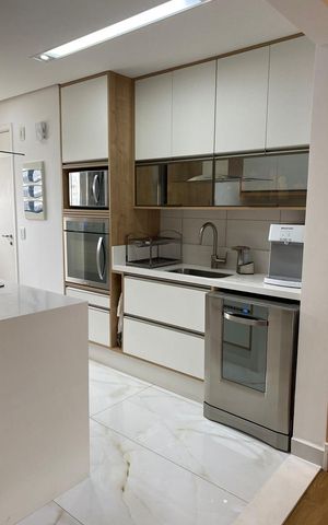 Apartamento à venda com 127m², 3 quartos e 3 vagas Apartamento à venda com 127m², 3 quartos e 3 vagasCozinha