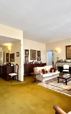 Casa para alugar com 250m², 3 quartos e 6 vagas Casa para alugar com 250m², 3 quartos e 6 vagasSala