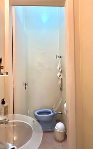 Casa para alugar com 250m², 3 quartos e 6 vagas Casa para alugar com 250m², 3 quartos e 6 vagasLavabo