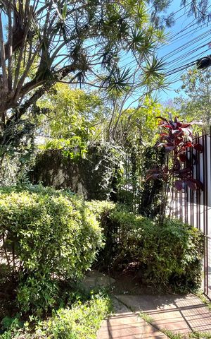 Casa para alugar com 250m², 3 quartos e 6 vagas Casa para alugar com 250m², 3 quartos e 6 vagasJardim
