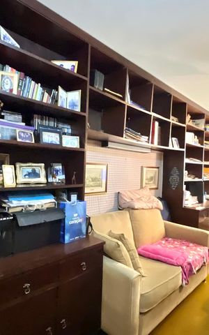 Casa para alugar com 250m², 3 quartos e 6 vagas Casa para alugar com 250m², 3 quartos e 6 vagasEscritório
