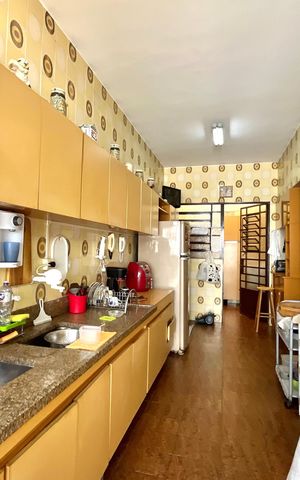 Casa para alugar com 250m², 3 quartos e 6 vagas Casa para alugar com 250m², 3 quartos e 6 vagasCozinha