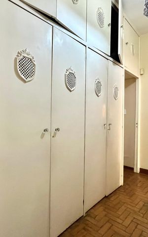 Casa para alugar com 250m², 3 quartos e 6 vagas Casa para alugar com 250m², 3 quartos e 6 vagasCorredor