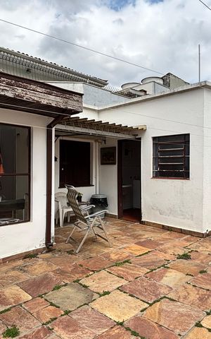 Casa para alugar com 250m², 3 quartos e 6 vagas Casa para alugar com 250m², 3 quartos e 6 vagasQuintal