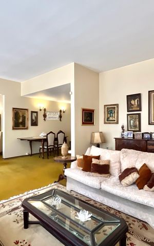 Casa para alugar com 250m², 3 quartos e 6 vagas Casa para alugar com 250m², 3 quartos e 6 vagasSala