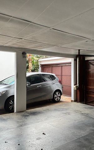 Casa para alugar com 250m², 3 quartos e 6 vagas Casa para alugar com 250m², 3 quartos e 6 vagasGaragem