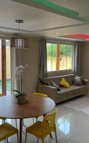 Casa de condomínio à venda com 120m², 4 quartos e 2 vagas Casa de condomínio à venda com 120m², 4 quartos e 2 vagasSala