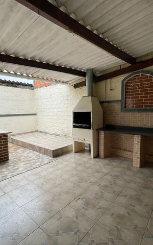 Casa para alugar com 80m², 2 quartos e 1 vaga Casa para alugar com 80m², 2 quartos e 1 vagaQuintal