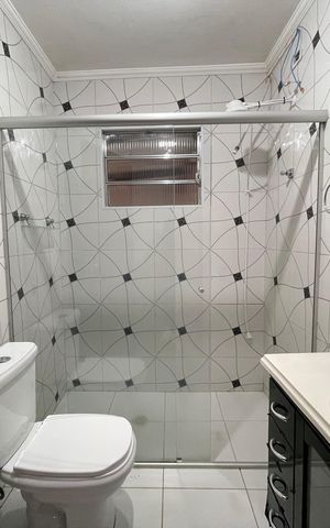 Casa para alugar com 80m², 2 quartos e 1 vaga Casa para alugar com 80m², 2 quartos e 1 vagaBanheiro