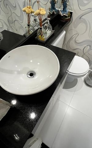 Apartamento à venda com 126m², 3 quartos e 2 vagas Apartamento à venda com 126m², 3 quartos e 2 vagasLavabo