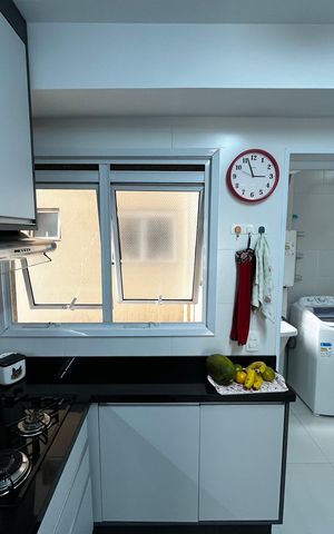 Apartamento à venda com 126m², 3 quartos e 2 vagas Apartamento à venda com 126m², 3 quartos e 2 vagasCozinha