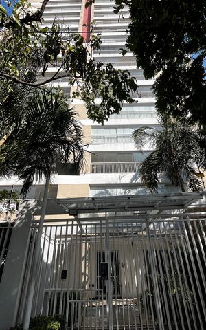 Apartamento à venda com 126m², 3 quartos e 2 vagas Apartamento à venda com 126m², 3 quartos e 2 vagasFachada