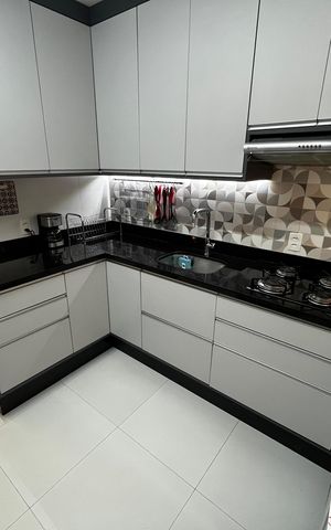 Apartamento à venda com 126m², 3 quartos e 2 vagas Apartamento à venda com 126m², 3 quartos e 2 vagasCozinha