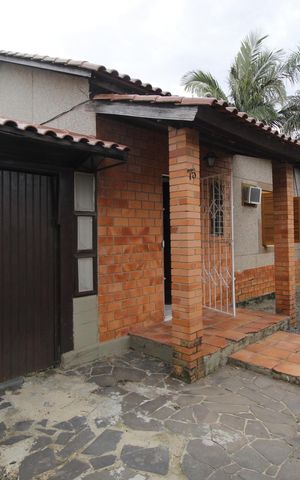 Casa à venda com 212m², 3 quartos e 3 vagasQuintal