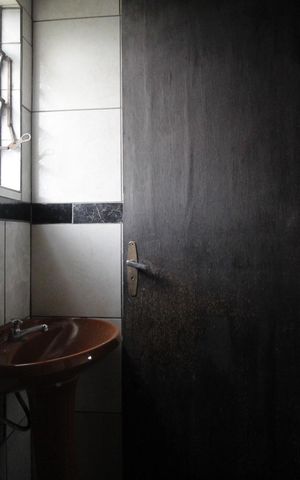 Casa à venda com 212m², 3 quartos e 3 vagasBanheiro 2