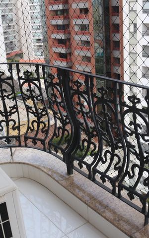 Apartamento à venda com 247m², 4 quartos e 3 vagasSacada Suíte 1