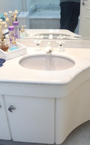 Apartamento à venda com 247m², 4 quartos e 3 vagasBanheiro da Suíte 2