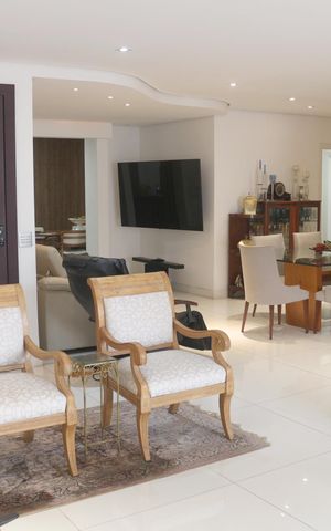 Apartamento à venda com 247m², 4 quartos e 3 vagasSala