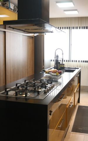 Apartamento à venda com 247m², 4 quartos e 3 vagasCozinha