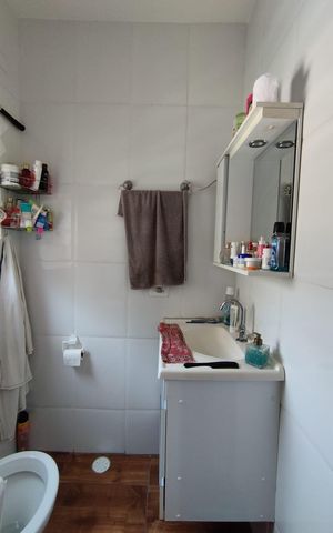 Casa à venda com 373m², 10 quartos e 2 vagas Casa à venda com 373m², 10 quartos e 2 vagasBanheiro - torneira