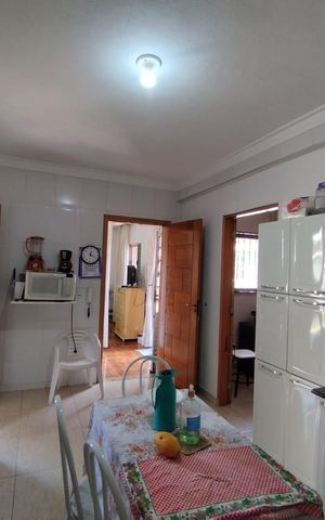 Casa à venda com 373m², 10 quartos e 2 vagas Casa à venda com 373m², 10 quartos e 2 vagasCozinha - Torneira