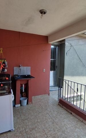 Casa à venda com 373m², 10 quartos e 2 vagas