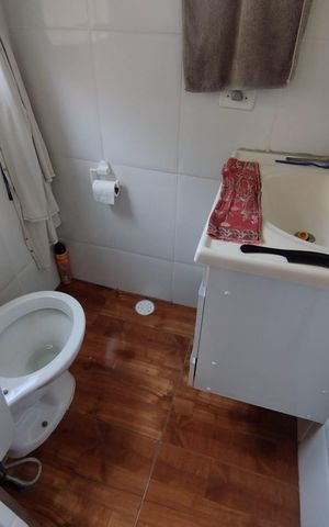 Casa à venda com 373m², 10 quartos e 2 vagas Casa à venda com 373m², 10 quartos e 2 vagasBanheiro - torneira