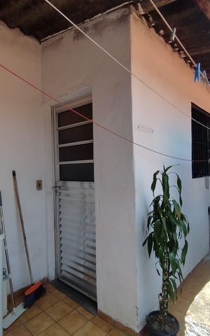 Casa à venda com 373m², 10 quartos e 2 vagas Casa à venda com 373m², 10 quartos e 2 vagasQuintal