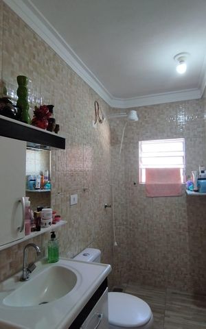 Casa à venda com 373m², 10 quartos e 2 vagas Casa à venda com 373m², 10 quartos e 2 vagasBanheiro - torneira